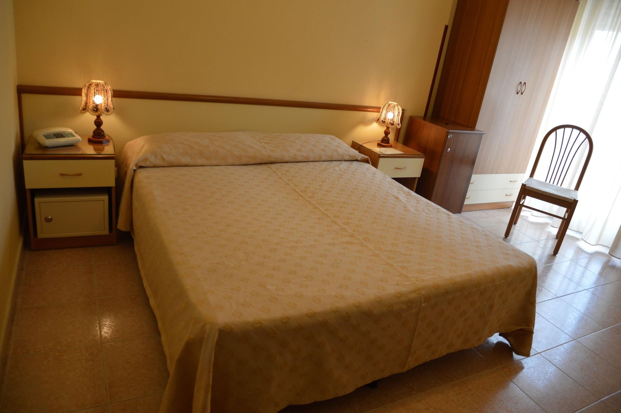 Hotel Virgilio Tropea Zewnętrze zdjęcie