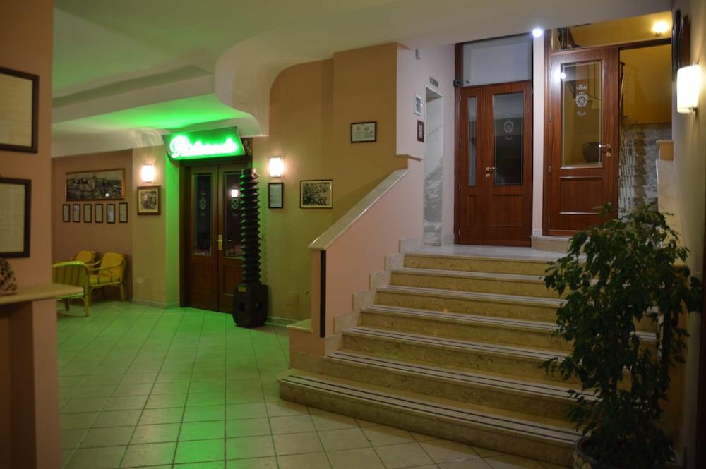 Hotel Virgilio Tropea Zewnętrze zdjęcie