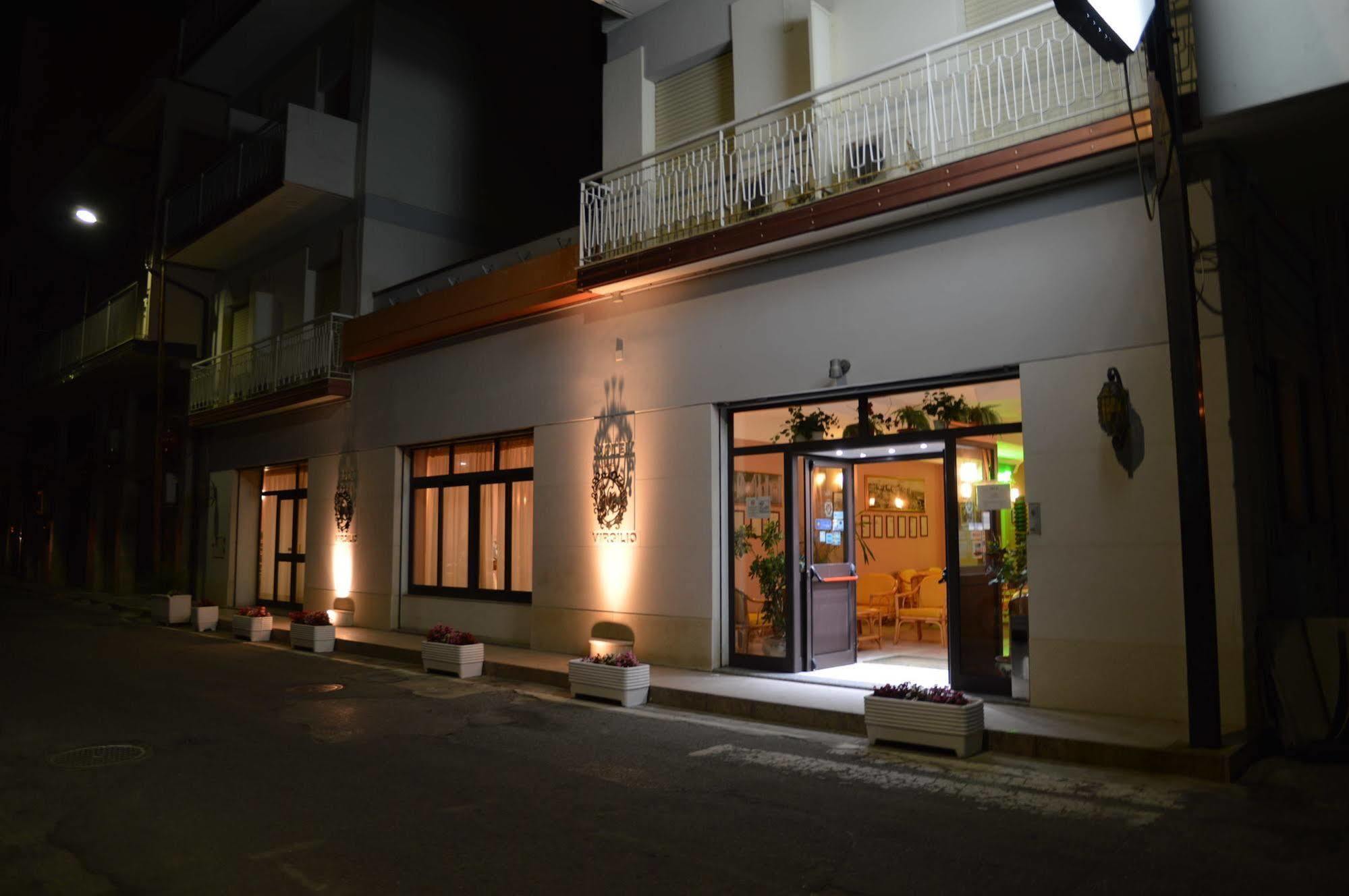 Hotel Virgilio Tropea Zewnętrze zdjęcie